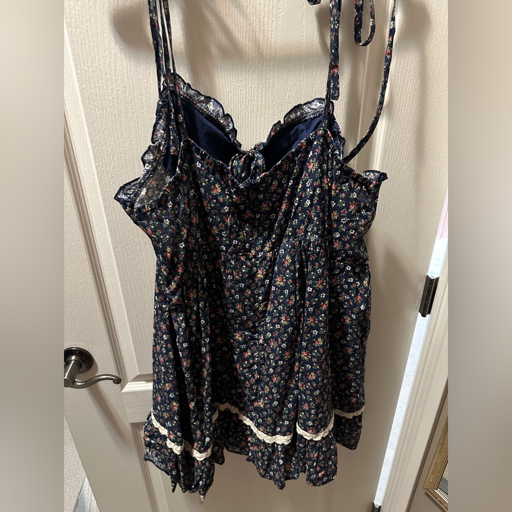 Floral Black Tie-Strap Dress with Lace Trim - Picture 2 of 3
